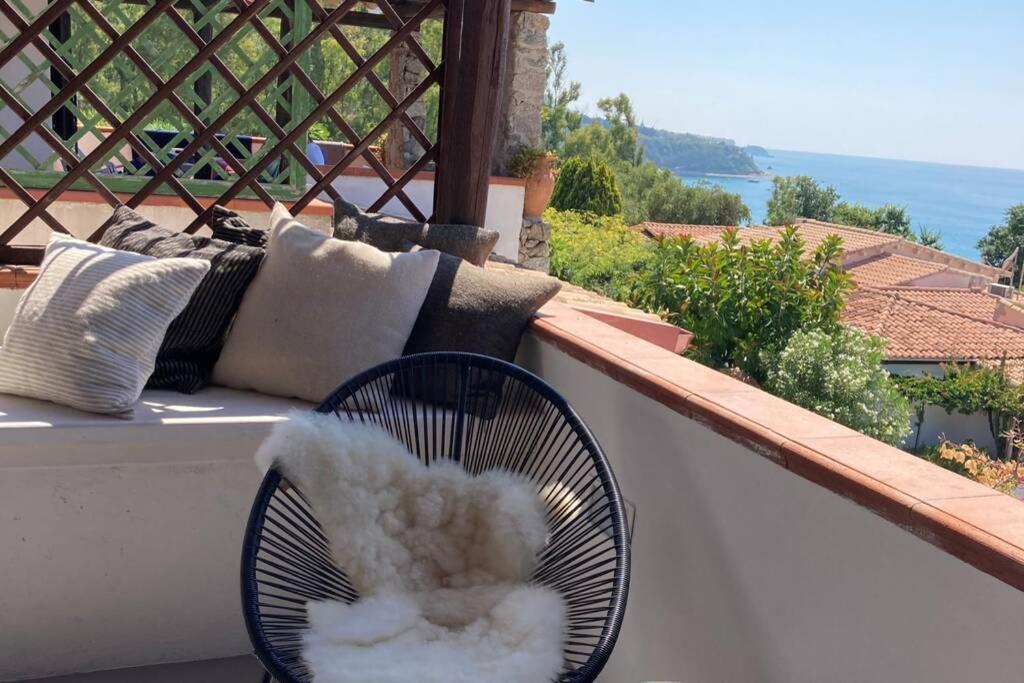 Boutique Apartment With Beach Within Walking Distance, Near Tropea Parghelia Buitenkant foto