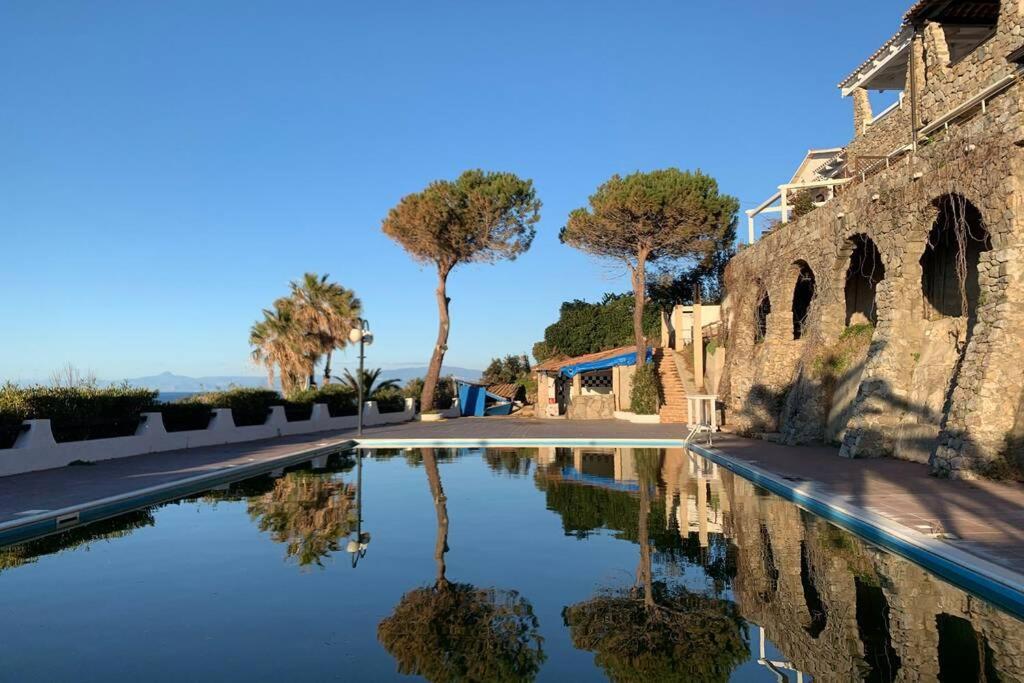 Boutique Apartment With Beach Within Walking Distance, Near Tropea Parghelia Buitenkant foto