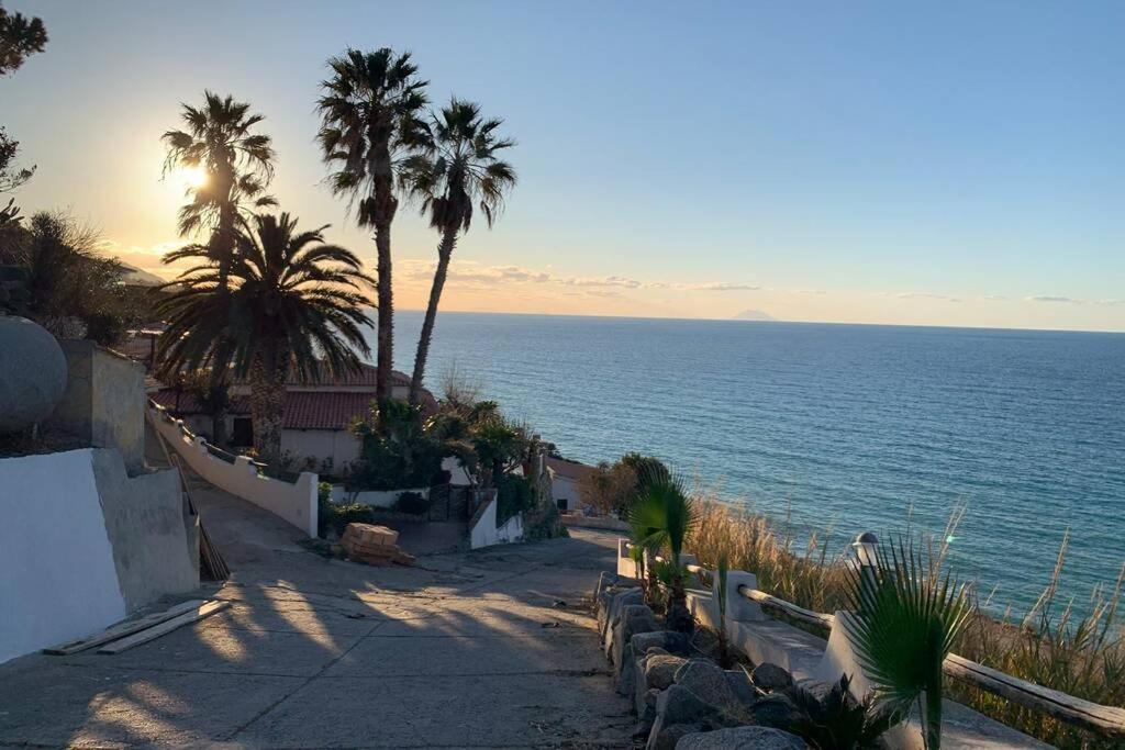 Boutique Apartment With Beach Within Walking Distance, Near Tropea Parghelia Buitenkant foto