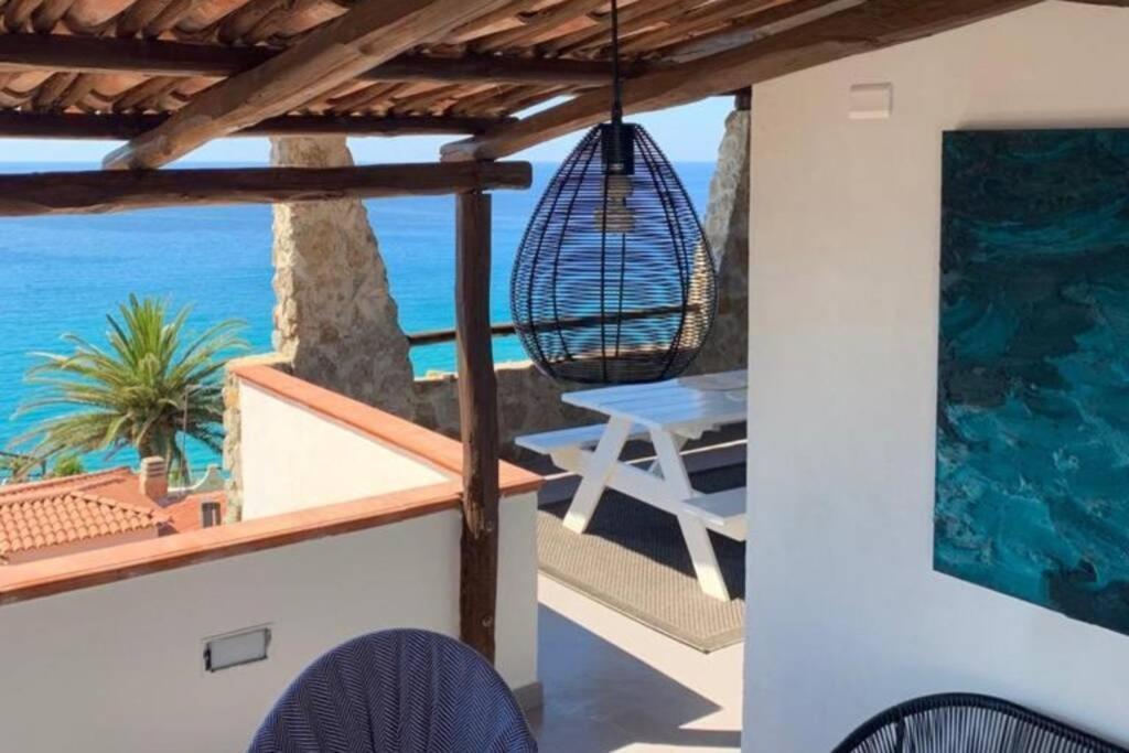 Boutique Apartment With Beach Within Walking Distance, Near Tropea Parghelia Buitenkant foto