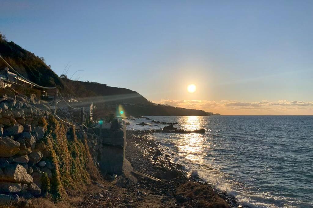 Boutique Apartment With Beach Within Walking Distance, Near Tropea Parghelia Buitenkant foto