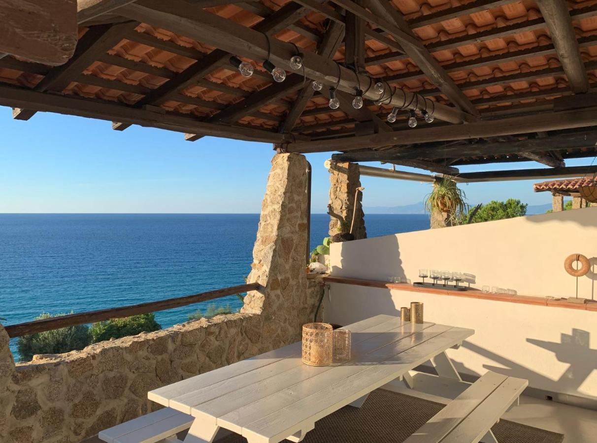 Boutique Apartment With Beach Within Walking Distance, Near Tropea Parghelia Buitenkant foto