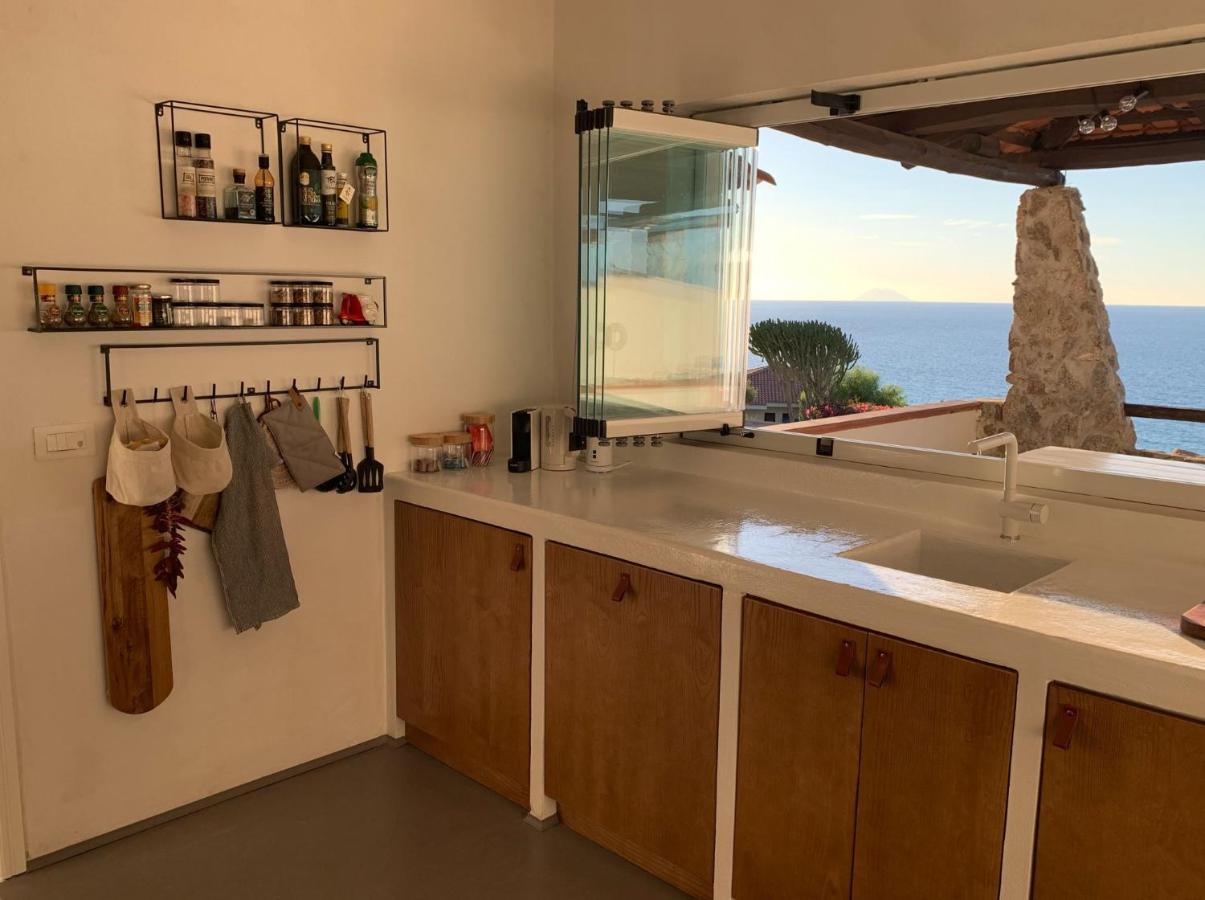 Boutique Apartment With Beach Within Walking Distance, Near Tropea Parghelia Buitenkant foto